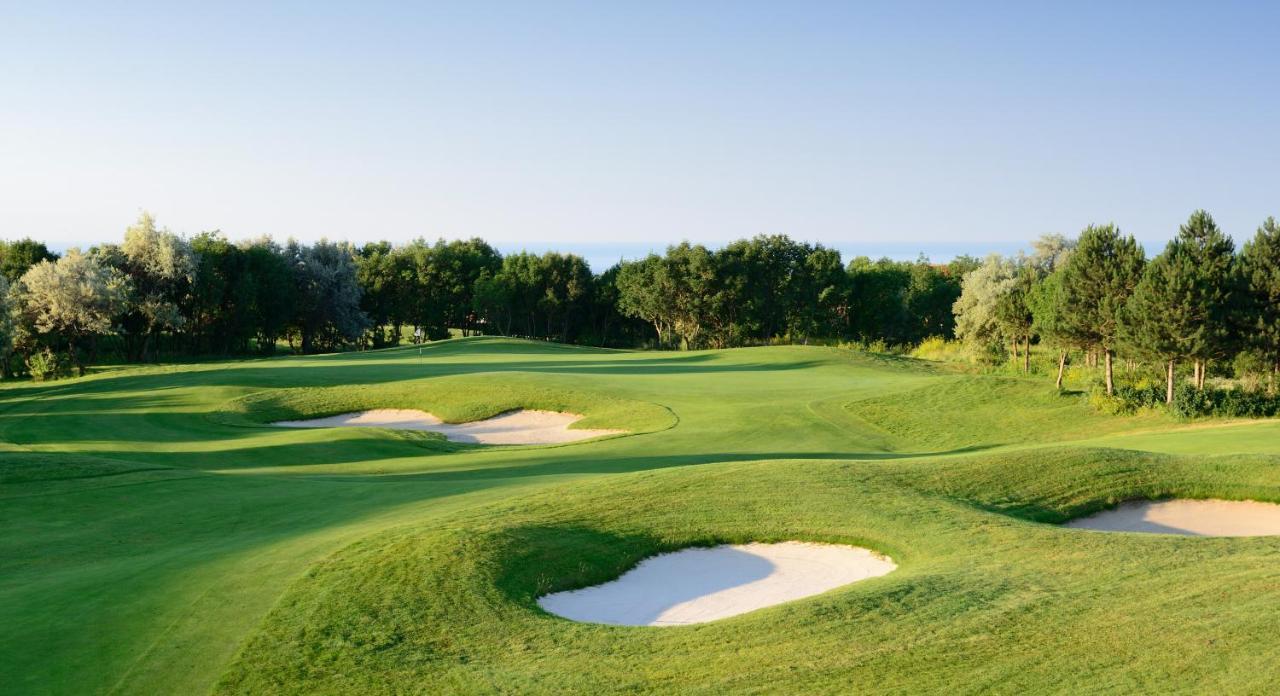 Lighthouse Golf & Spa Hotel Balcsik Kültér fotó Golf course at the Westin Golf Resort and Spa, Houston