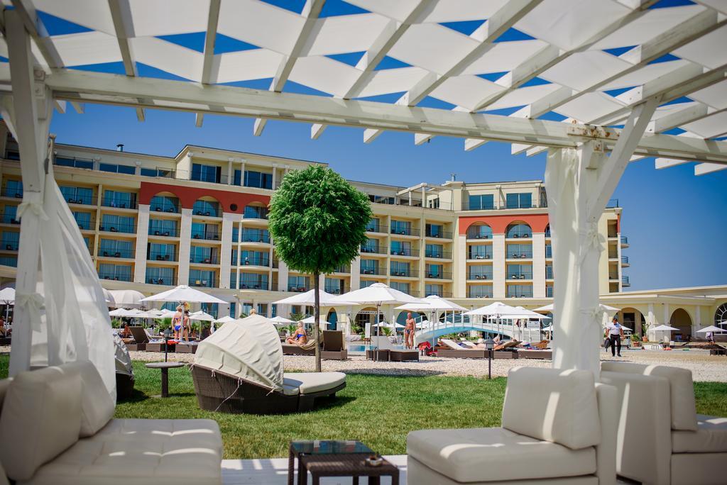 Lighthouse Golf & Spa Hotel Balcsik Kültér fotó
