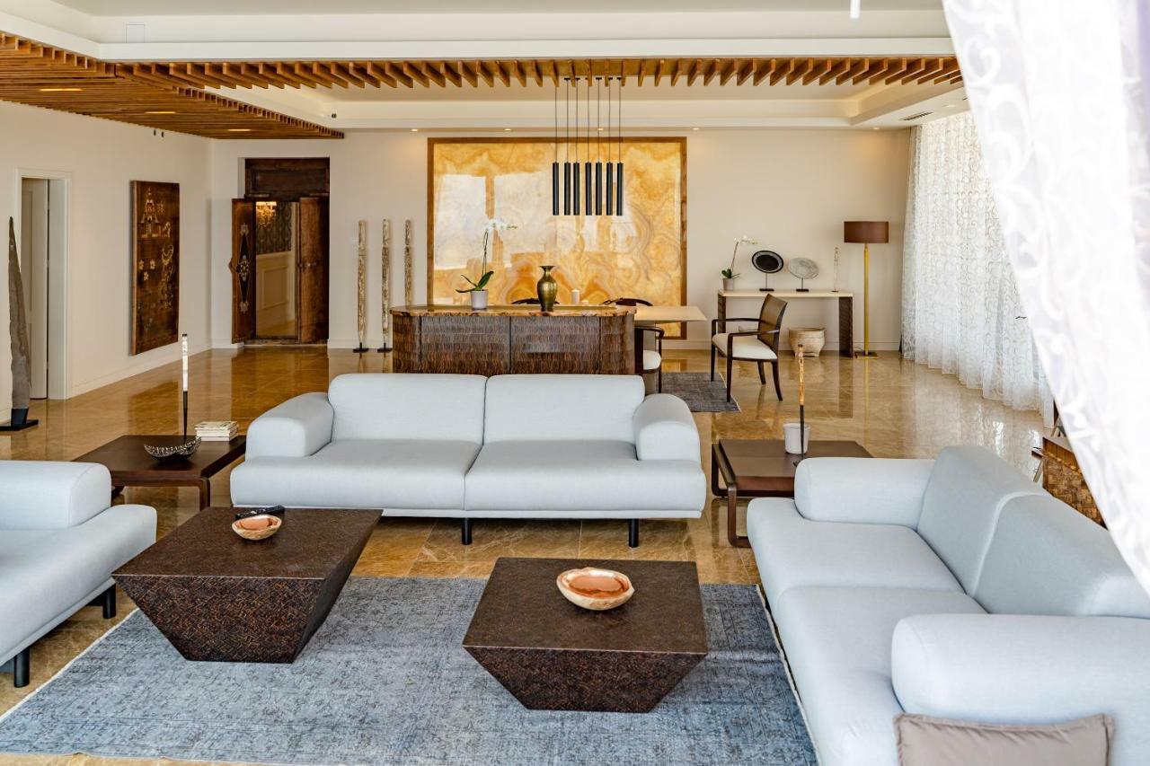 Lighthouse Golf & Spa Hotel Balcsik Kültér fotó A living room